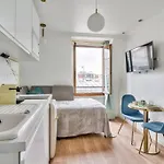Studio Sur Les Toits Parisiens