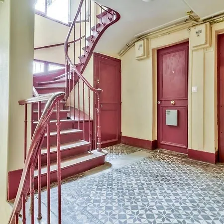 Studio Sur Les Toits Parisiens Parigi